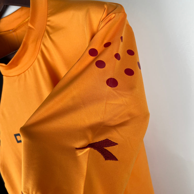 Camisa Retrô Roma 2005-06 Laranja