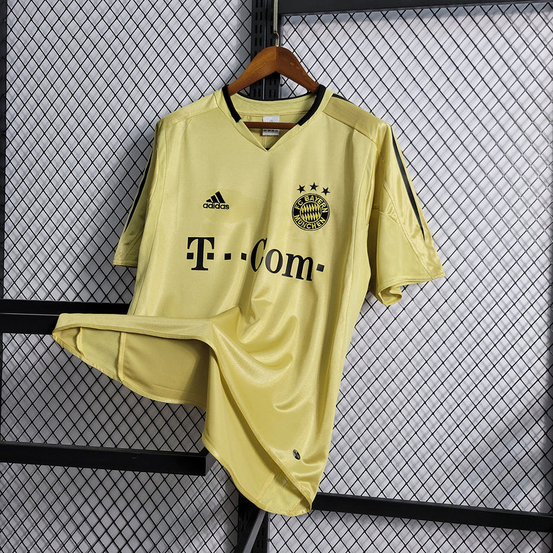 Camisa Retrô Bayern de Munique 2004-05 Gold