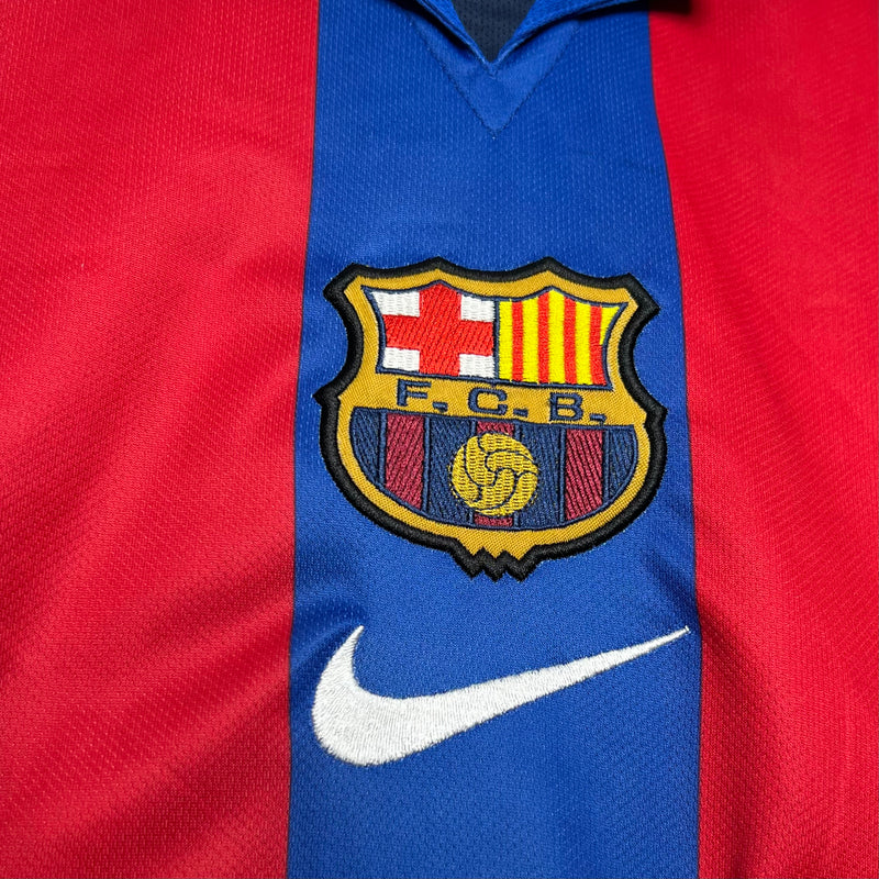 Camisa Retrô Barcelona 2004-05 Home