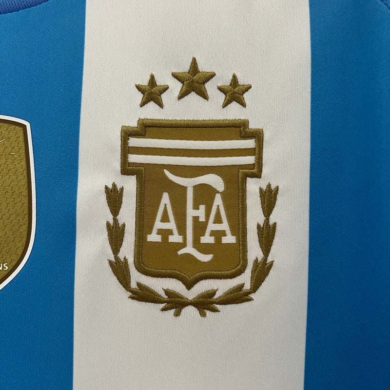 CAMISA LANÇAMENTO DA SELEÇÃO DA ARGENTINA 2024 AZUL E BRANCO