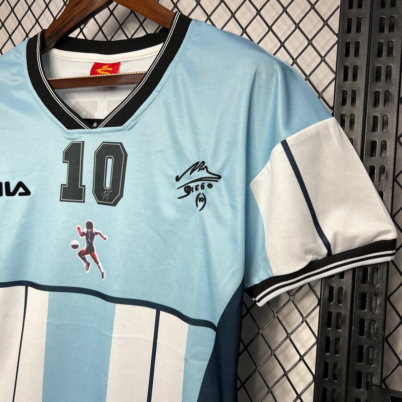 Camisa Retrô Argentina 2001 Diego Maradona