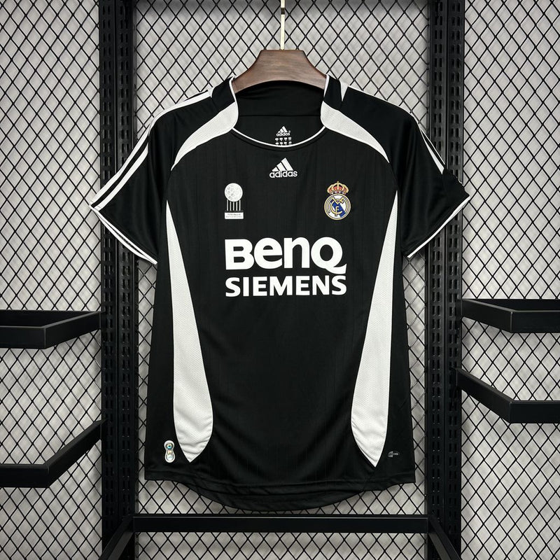 Camisa Retrô Real Madrid 2006-07 Black