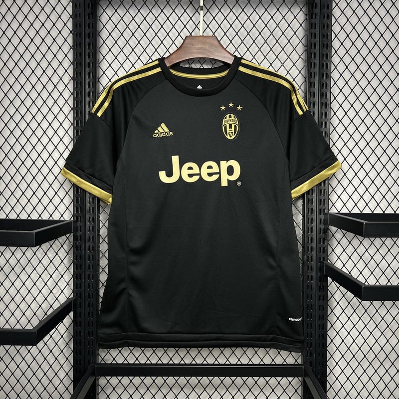 Camisa Retrô Juventus 2015-16 Black