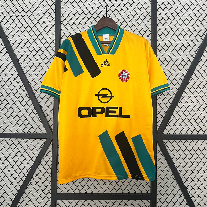 Camisa Retrô Bayern de Munique 1993-94 Amarela