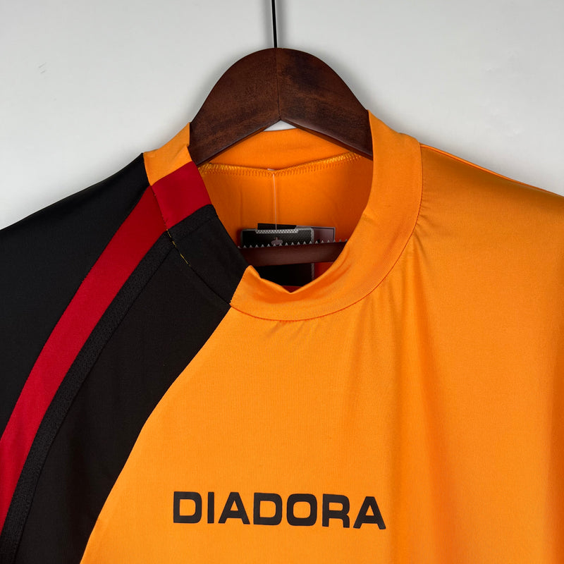 Camisa Retrô Roma 2005-06 Laranja